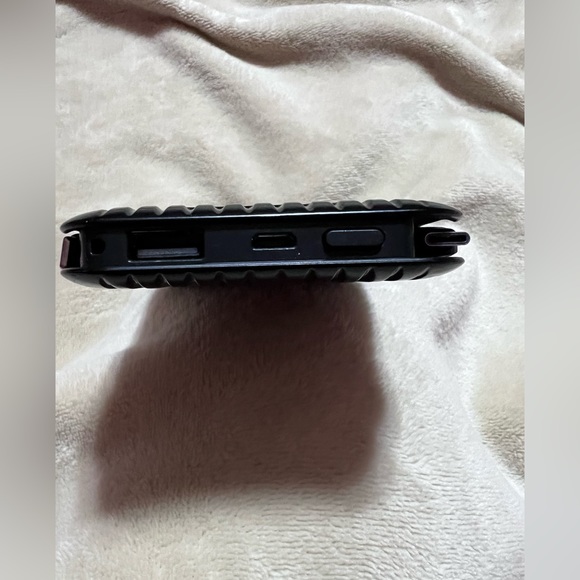 Awei External Power Bank - Picture 3 of 6